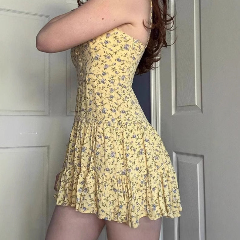 Damen Blumiges A-Linien Sommerkleid mit Rüschensaum und Spaghettiträgern EB