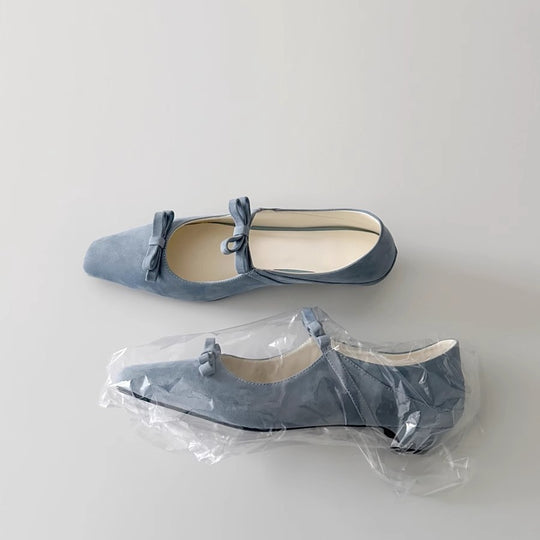Damen Ballerina-Schuhe mit luxuriösem Schleifenakzent und spitz zulaufendem Design EB