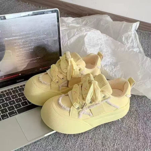 Damen Modische Sneaker mit innovativem Sohlenprofil und elastischem Schnürsystem EB
