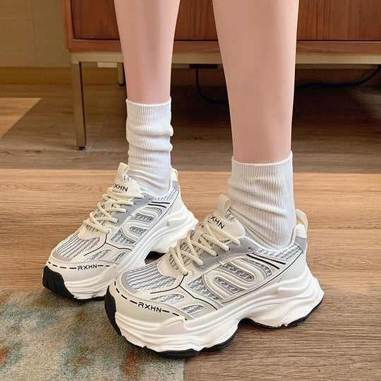 Damen Sportliche Sneakers mit innovativem Dämpfungssystem und trendigem Design EB