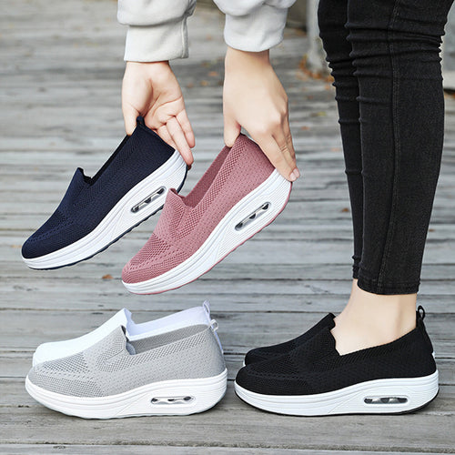 Damen Bequeme Slip-On Sneakers mit dämpfender Sohle EB