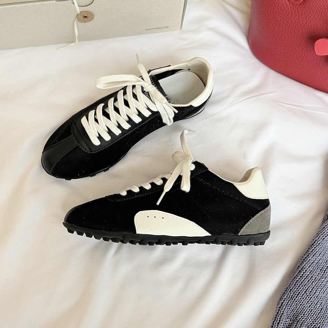 Damen Sportliche Sneakers im minimalistischen Design mit atmungsaktiver Oberflächenstruktur und stabiler Sohle EB