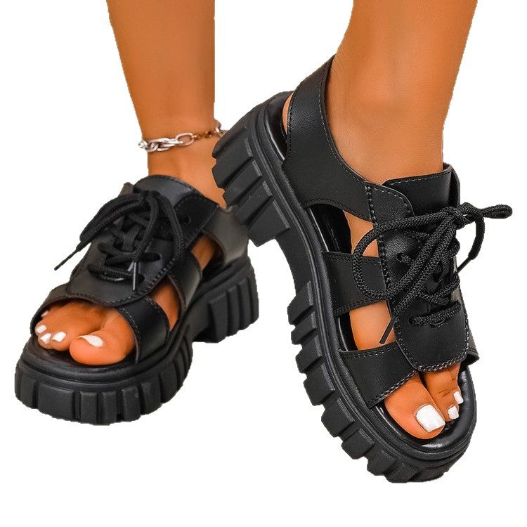 Damen Plateau-Sandalen mit stylishen Schnürdetails und rutschfester Sohle EB