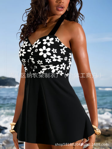 Damen Badekleid mit dekorativer Spitze und schmeichelndem Schnitt EB