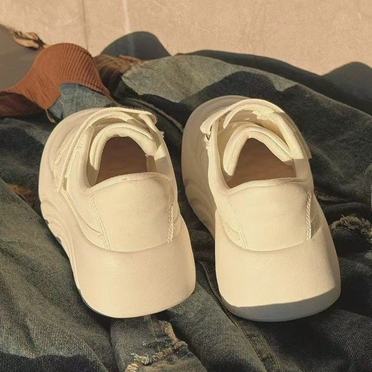 Damen Plattform-Sneaker mit verstellbaren Klettverschlüssen und komfortabler Dämpfung EB