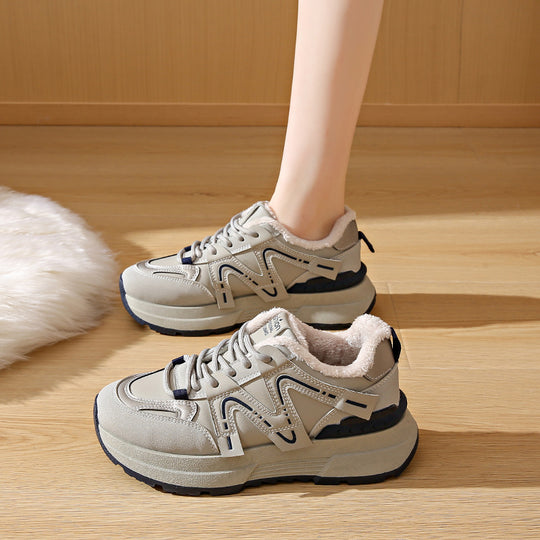 Damen Sportliche Sneakers mit kuscheligem Innenfutter und robustem Profil EB