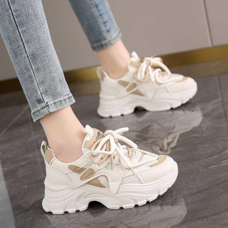 Damen Chunky Sneakers im sportlichen Design mit atmungsaktiven Mesh-Einsätzen EB