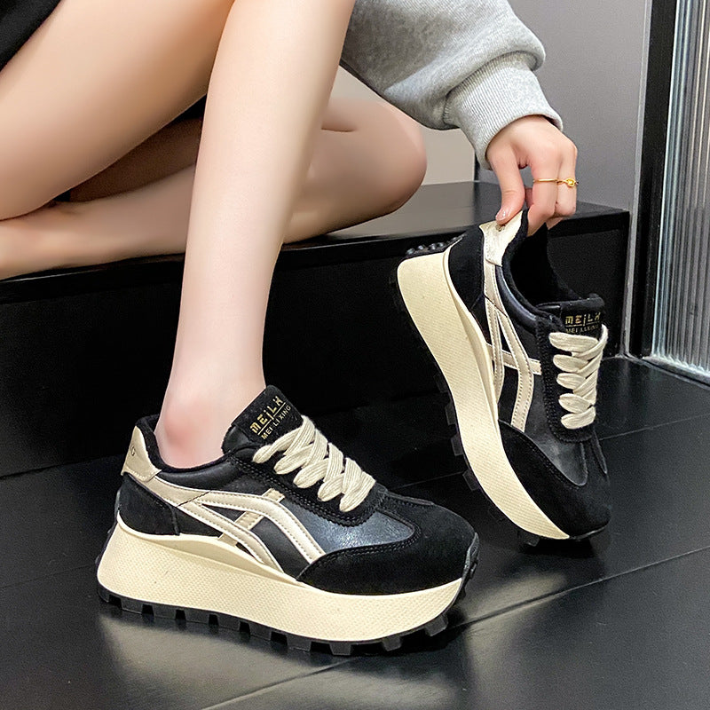 Damen Sportliche Plateau Sneakers mit rutschfester Sohle und atmungsaktivem Obermaterial EB