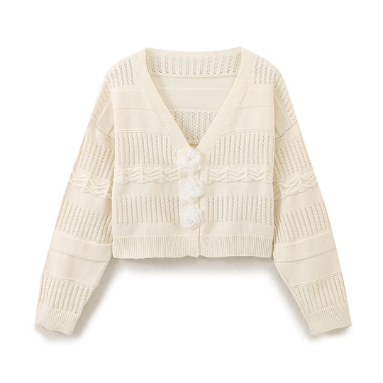 Damen modische Strickjacke mit romantischen Blumenknöpfen und lässigem Schnitt EB