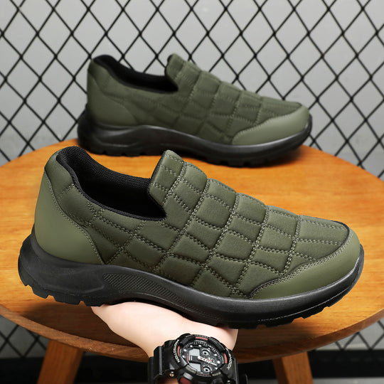 Damen Komfortable Slip-On Sneakers mit gepolstertem Schaft EB