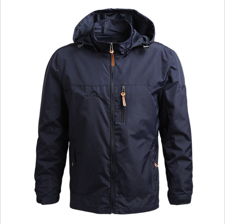 Herren Atmungsaktive Softshell Outdoorjacke mit verstellbarer Kapuze und Reißverschlusstaschen EB