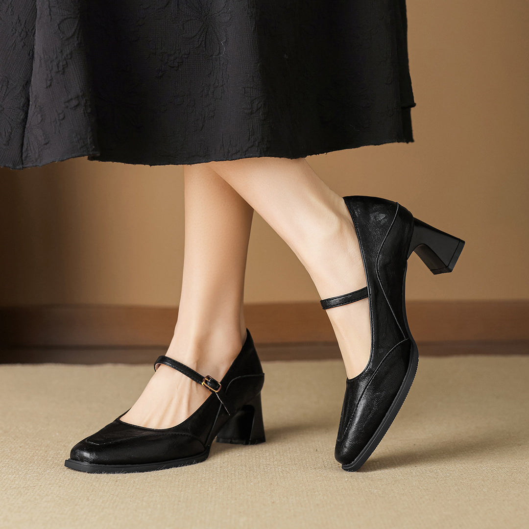Damen Klassische Pumps mit verstellbarem Riemen EB