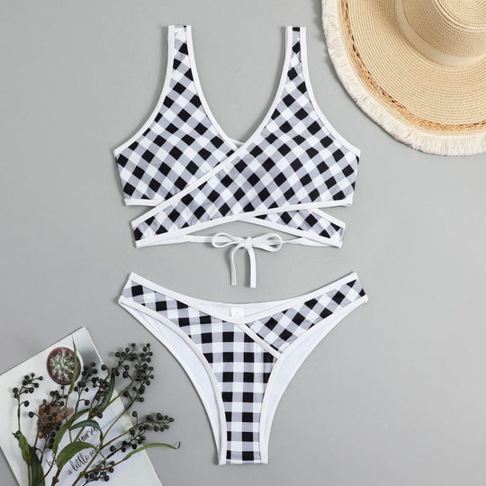 Damen Triangel-Bikini mit modernem Wickel-Design und verspieltem Karomuster EB