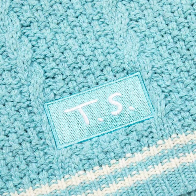 Damen modischer Strickcardigan mit V-Ausschnitt und Branding EB