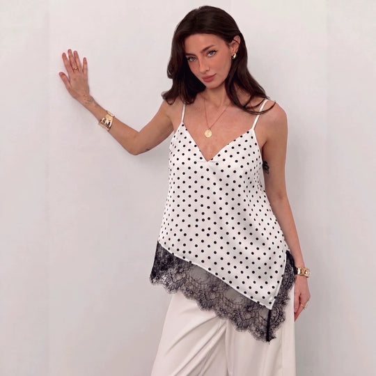 Damen Spitzen-Top mit elegantem V-Ausschnitt und zarter Raffung EB