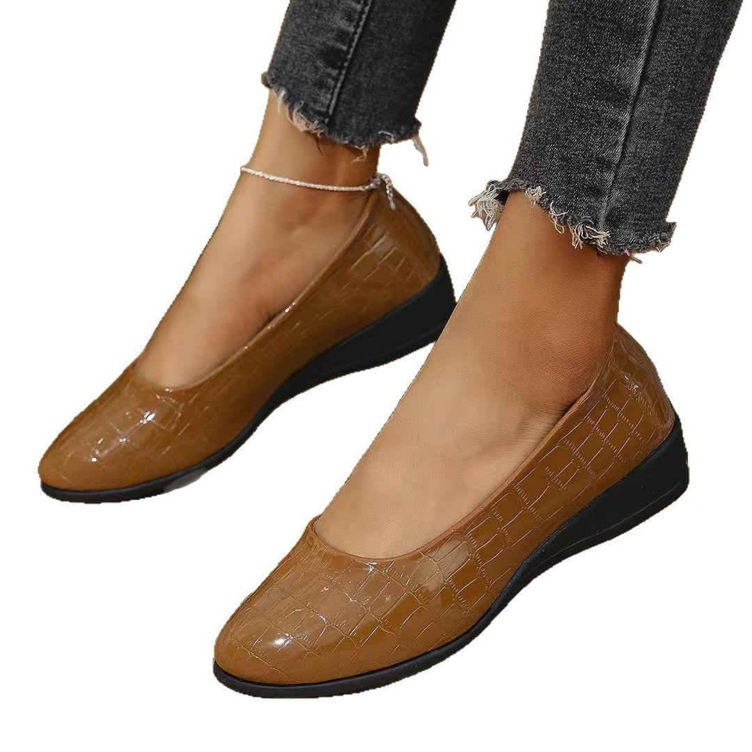 Damen Komfortable Wedge-Pantoletten mit elegantem Kunstleder-Obermaterial EB