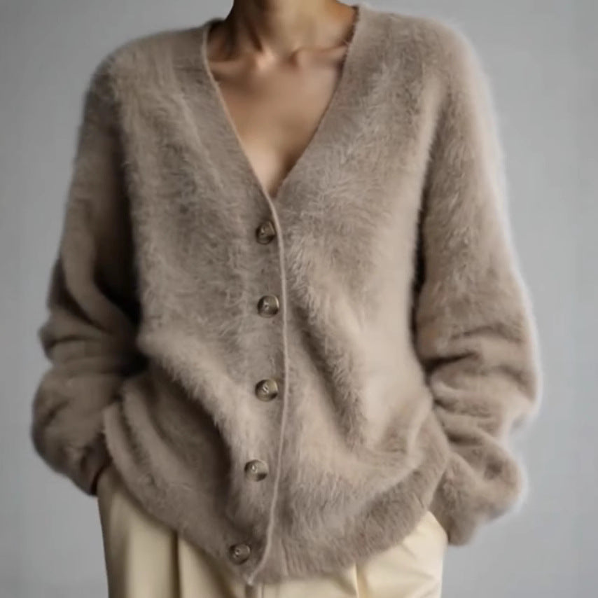Damen Flauschiger Eyelash-Mix Oversize-Cardigan mit V-Ausschnitt und dekorativen Holzknöpfen EB
