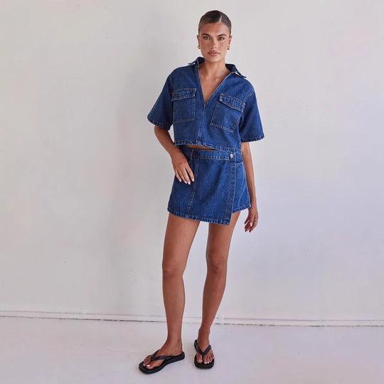 Damen Denim-Kurzjacke mit passendem Rock im lässigen Stil EB