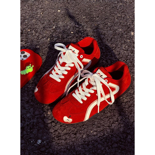 Damen Sportschuhe im Retro-Stil von EB