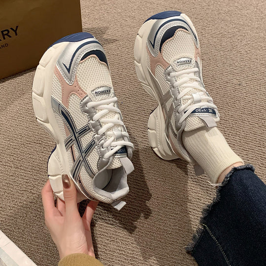 Damen Sportliche Sneakers mit innovativer Dämpfungstechnologie und atmungsaktiver Oberflächenstruktur EB