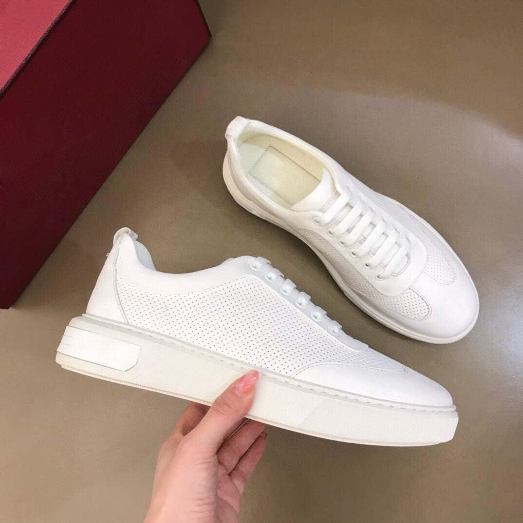 Damen Premium Sneaker mit atmungsaktiver Struktur und rutschfester Sohle EB