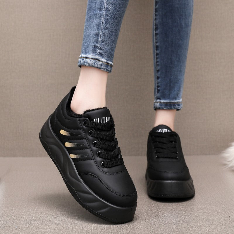 Damen sportliche Sneaker mit rutschfestem Profil und wärmendem Innenfutter EB