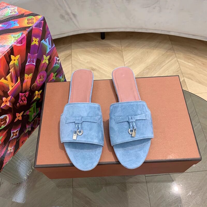 Damen Elegante Slippers aus weichem Wildleder mit dekorativem Riemendesign EB