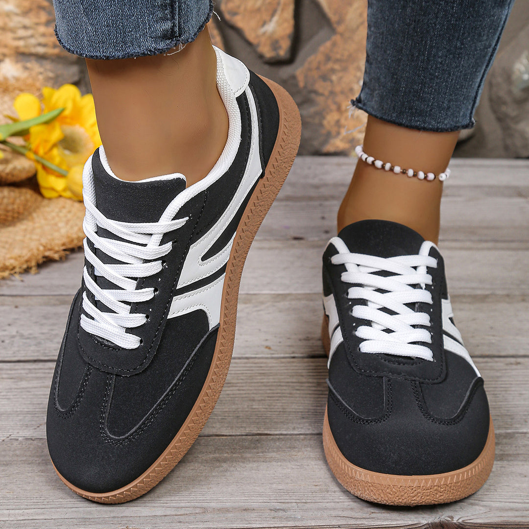 Damen Sneakers im sportlichen Stil mit trendigem Design EB