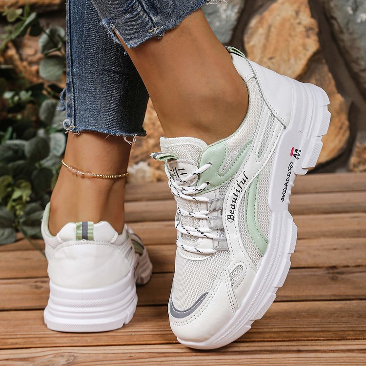 Damen Sportliche Sneakers mit atmungsaktivem Mesh-Obermaterial und komfortabler Dämpfung EB
