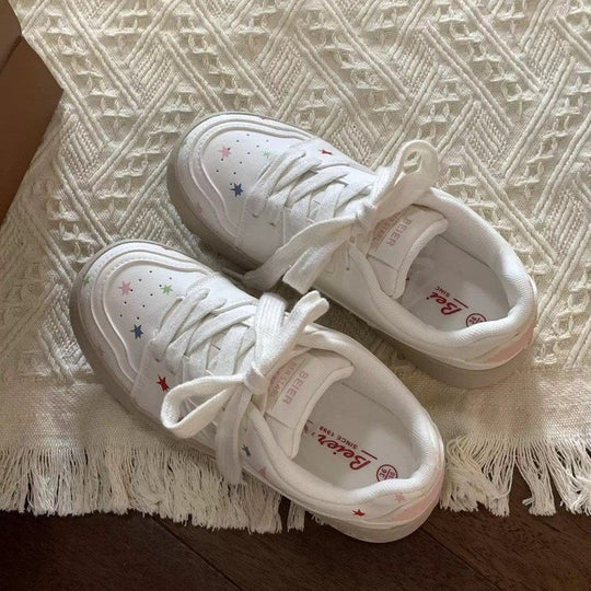Damen Sneakers mit bunten Stern-Applikationen und bequemer Sohle EB