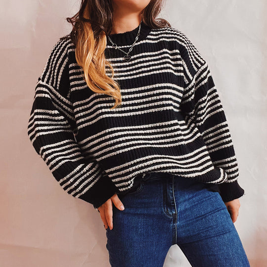 Damen lässiger Strickpullover mit breiten Streifen und überschnittenen Schultern EB