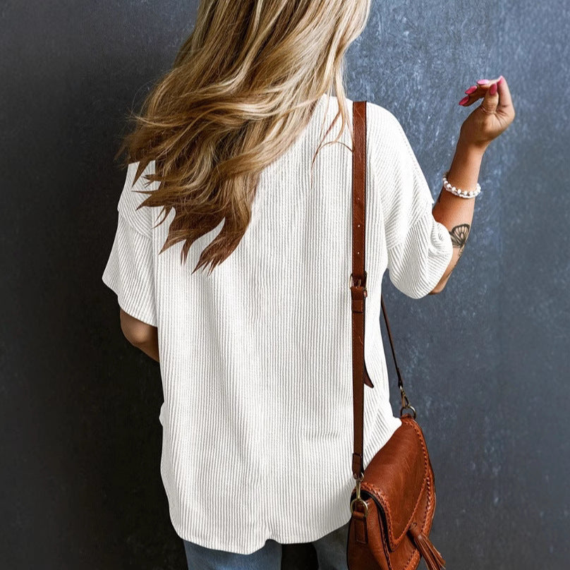 Damen lässiges Kurzarmshirt mit V-Ausschnitt und Brusttasche EB