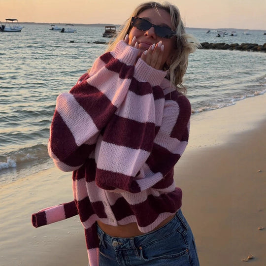 Damen kuschelige Strickjacke mit modischem Karomuster und abnehmbarem Schal EB