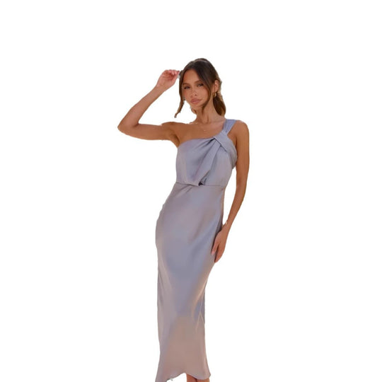 Damen Elegantes Maxikleid mit asymmetrischem Oberteil und schwingendem Saum EB