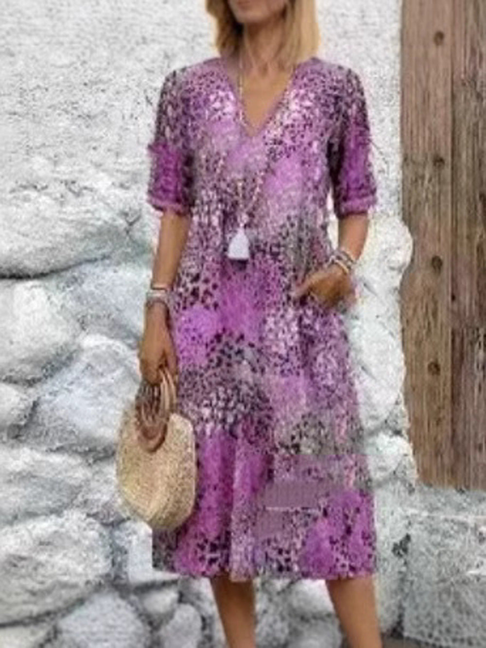 Damen Maxikleid mit V-Ausschnitt und praktischen Seitentaschen EB