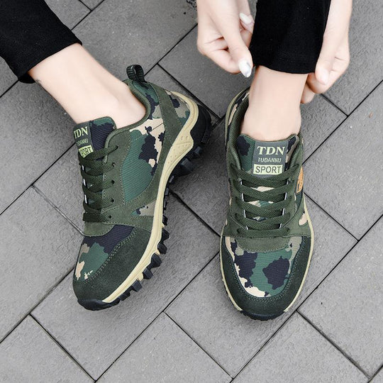 Damen Sportliche Camouflage Sneakers mit rutschfester Profilsohle EB