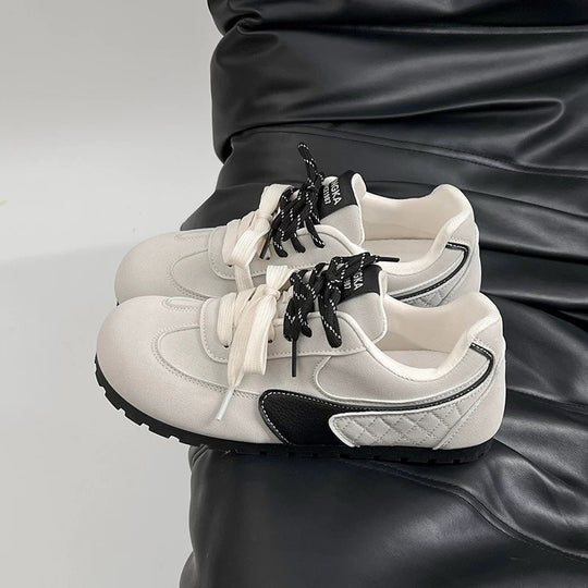 Damen Sportliche Lauf-Sneaker mit griffiger Sohle und atmungsaktivem Obermaterial EB