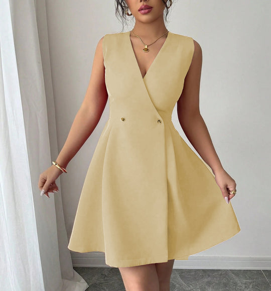 Damen Wickelkleid mit eleganter Silhouette und Knopfdetails EB