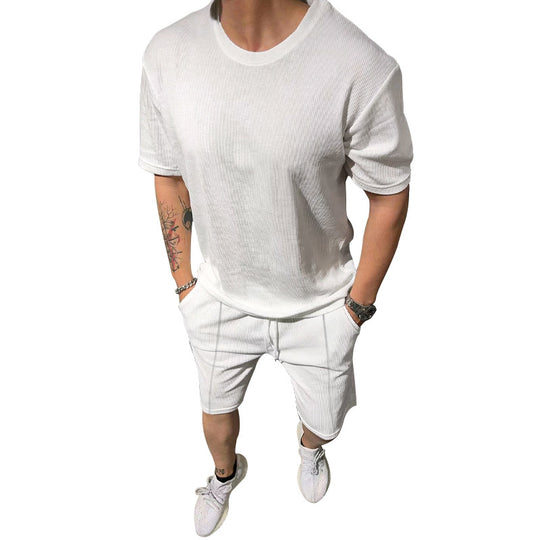 Herren lässiges Freizeitsport-Outfit mit strukturiertem Oberteil und Shorts EB