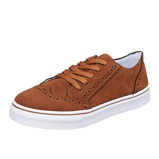 Damen Sneaker mit eleganter Perforation und rutschfester Sohle EB