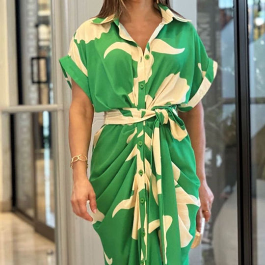 Damen Wickelkleid mit buntem Blattmuster und modischem Taillengürtel EB