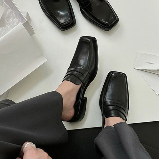 Damen elegante Loafers mit hochwertiger Lederoberfläche und modischem Design EB