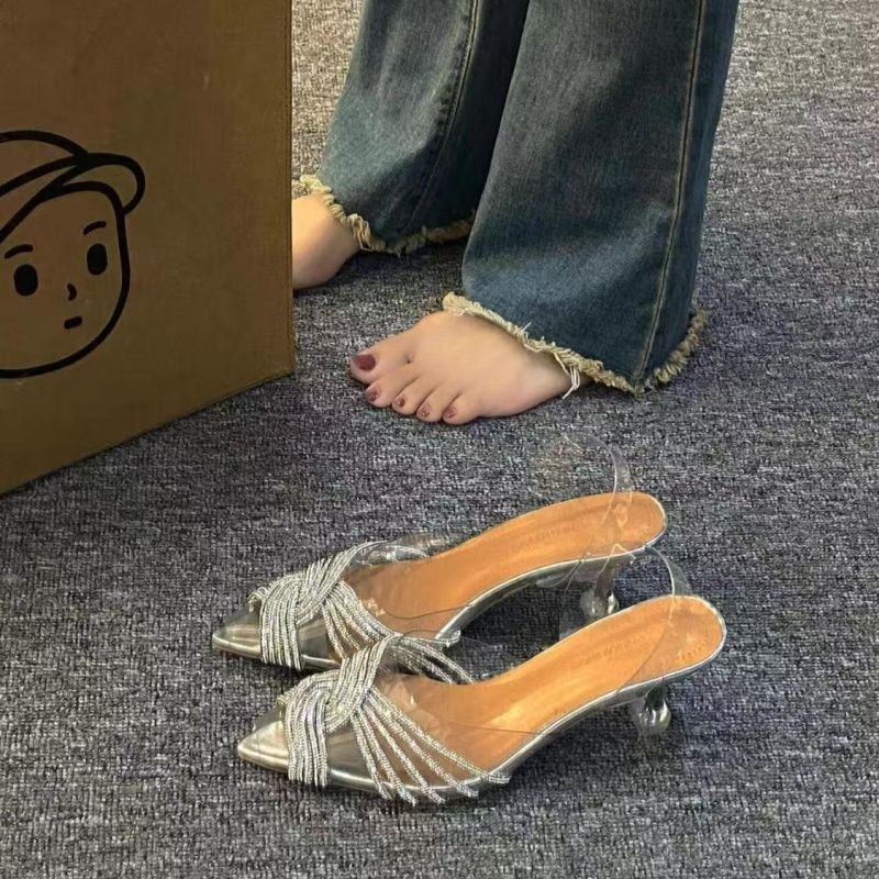 Damen elegante Mules mit verzweigten Riemen EB