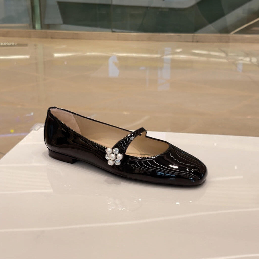 Damen Ballerina-Schuhe mit elegantem Riemendesign und dekorativem Strass-Detail EB