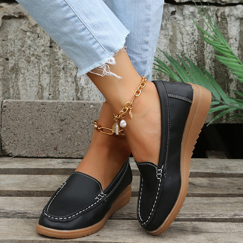 Damen lässige Slip-On Loafer mit ergonomischer Keilsohle, gepolstertem Komfortfußbett und dekorativer Kontrastnaht EB