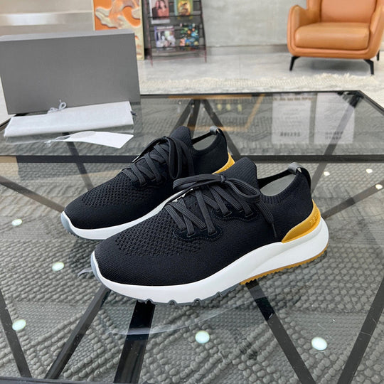 Damen Sportliche Leichtgewicht Sneakers mit atmungsaktivem Obermaterial und dämpfender Sohle von EB