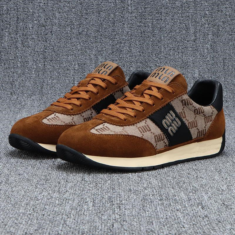 Damen Komfortable und stilvolle Sneakers mit hochwertiger Oberflächenstruktur EB