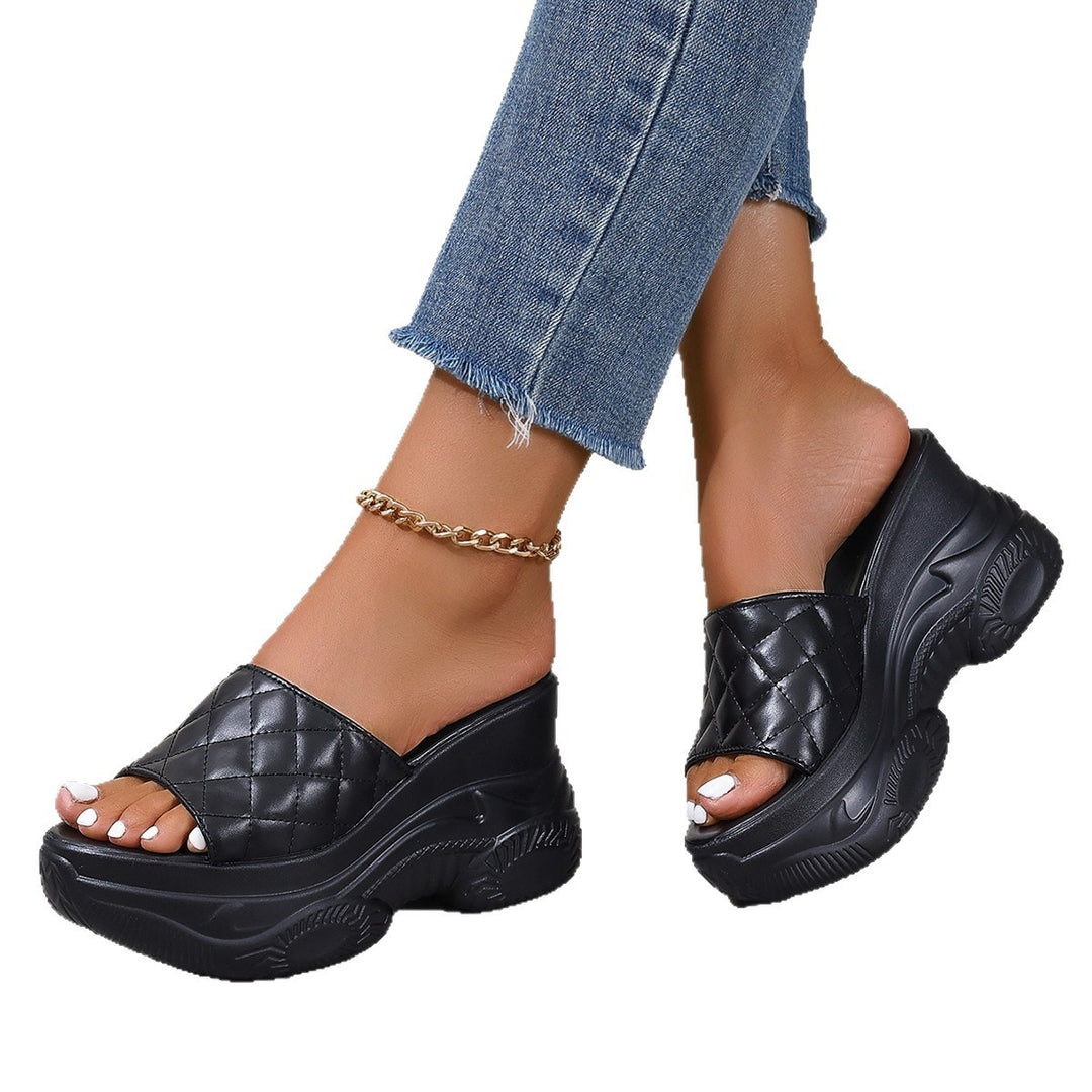 Damen Plattform-Pantoletten mit stilvollem Steppdesign EB