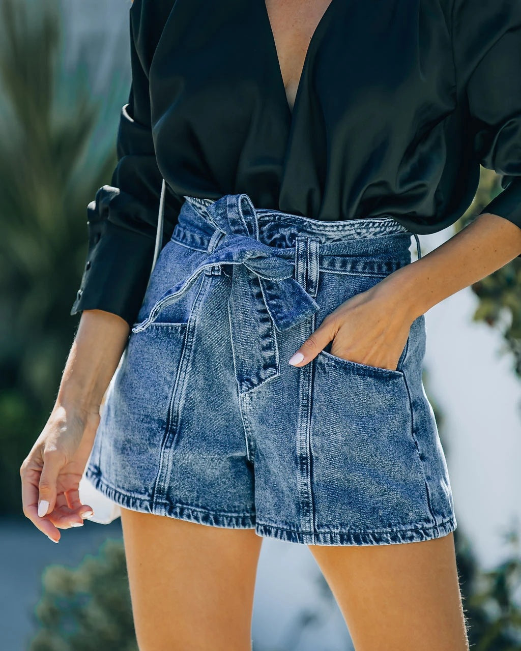 Damen Denim-Shorts mit hohem Bund und Taillengürtel EB