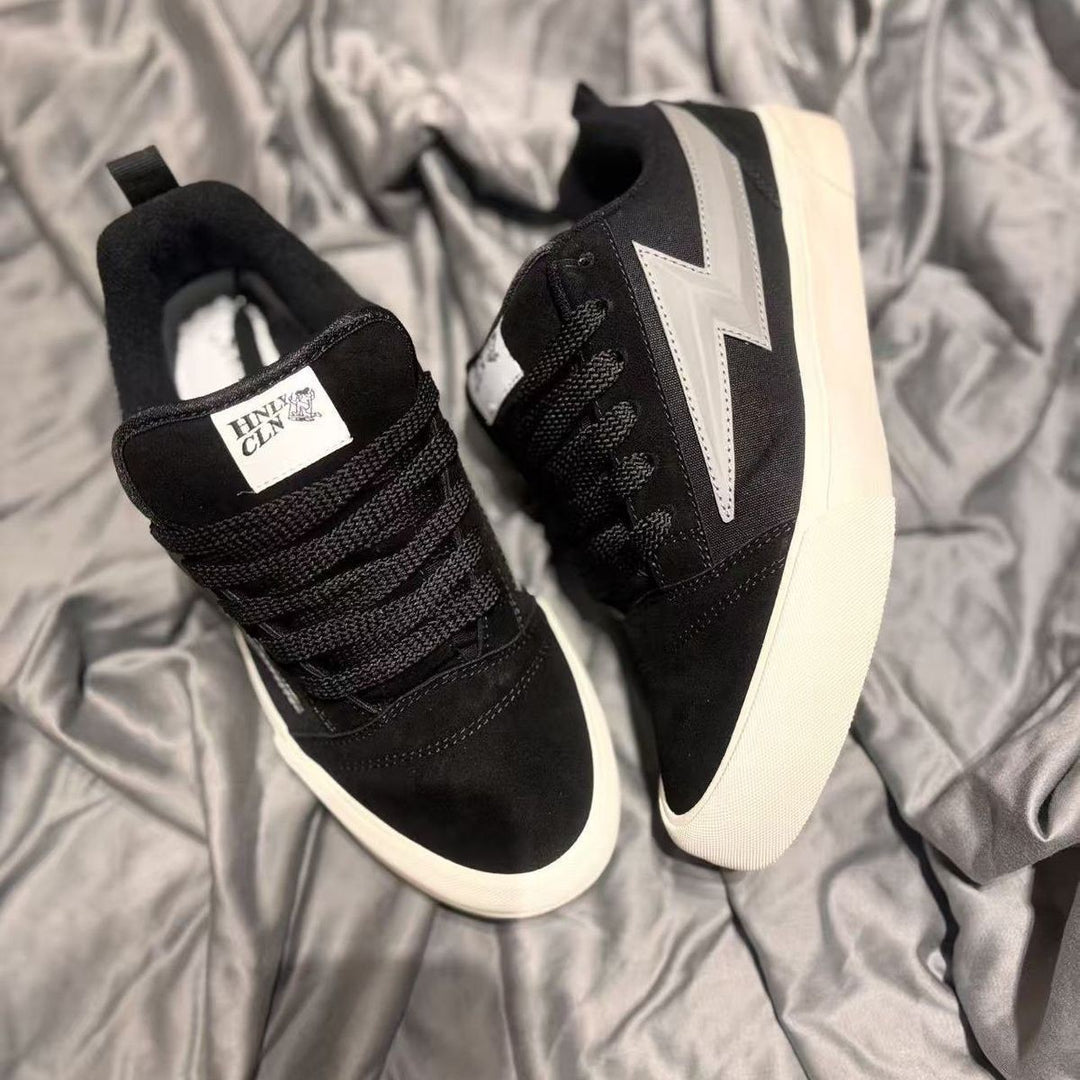 Damen Sportliche Sneakers mit dynamischem Blitzdesign EB